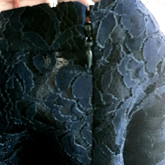 00 J CREW NAVY BLUE LACE OVER A BLACK LINING SCALLOPED HEM MINI SKIRT LIKE NEW - Picture 9 of 10